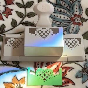 Large EK Success Martha Stewart Crafts Lattice Heart Edge Punch